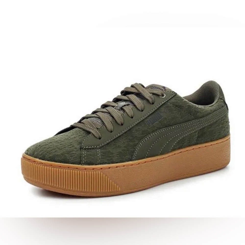 Puma Olive Sneakers with Tan Sole W7